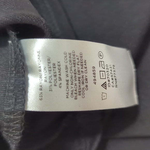 NWT Ann Taylor Short Sleeve V Neck Top, Color Gray/Black Size XXL - Picture 14 of 14